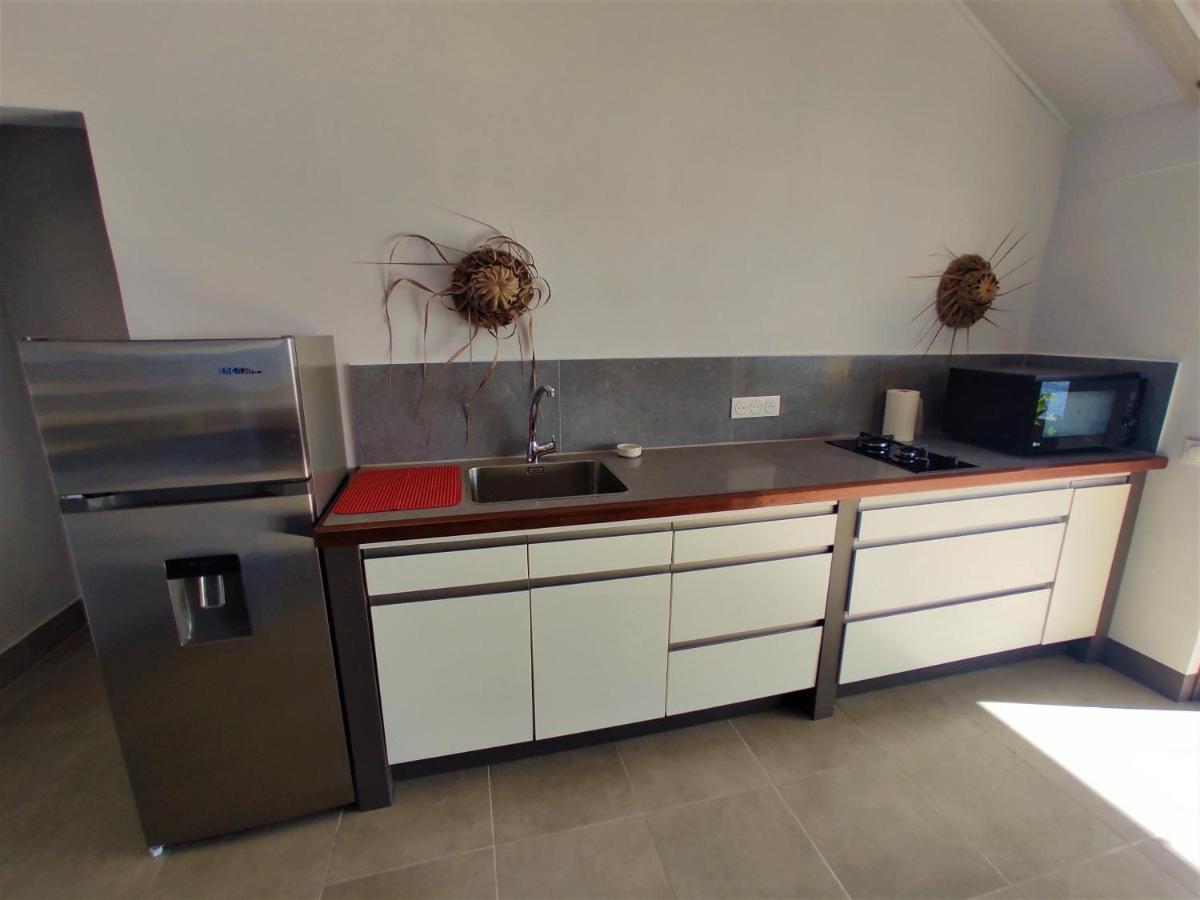 Tahiti - Taharaa Beach Bungalow Arue  Exteriör bild