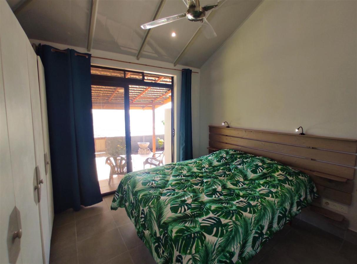 Tahiti - Taharaa Beach Bungalow Arue  Exteriör bild
